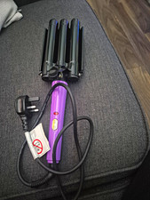 Sassoon Triple Barrel Hair Waver Electric Styling Tool Purple/Black