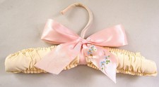 VINTAGE PADDED PINK SATIN BABY CLOTHES HANGER - HAND-PAINTED - PRISTINE   