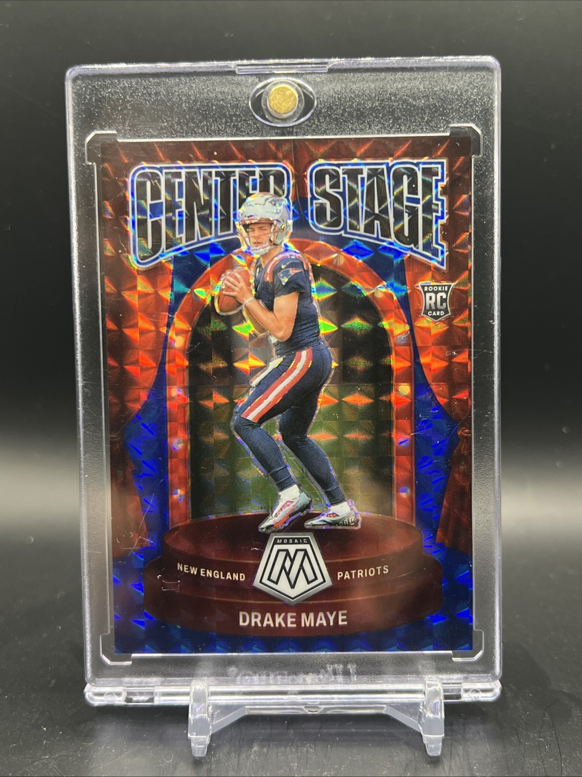 2024 Panini Mosaic NFL Drake Maye Center Stage Blue Prizm Rookie Card RC /99