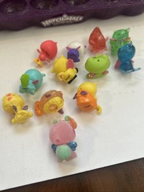 Hatchimals COLLEGGTIBLES 32 piece Fun Lot Giraffe Lion Sloth Zebra Rare Limited