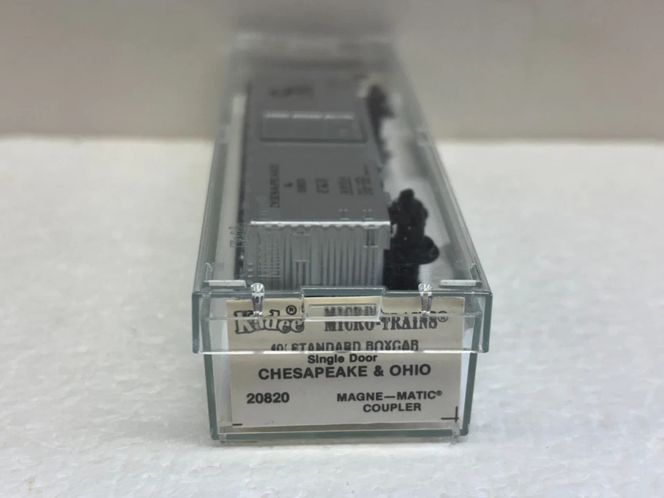 N Kadee Scale Micro Trains MTL 20820 Chesapeake & Ohio C&O 2954 Express Box Car - Image 3 of 4