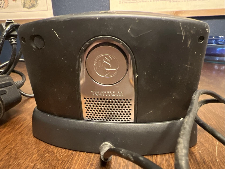 TomTom GO 720 - US & Canada Automotive Mountable - Image 2 of 2