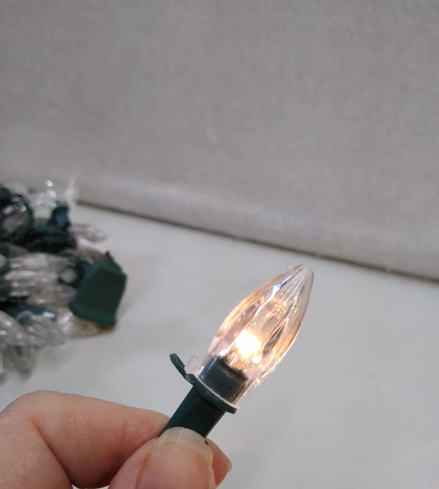 Luces de Navidad en forma de cono transparente, 4 cuerdas de 50 luces cada una, cuerdas de 24 pies Foto 4 de 4