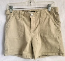 Hot Kiss Women's Shorts Beige Size 9 Low Rise Short Pockets Pre-owned