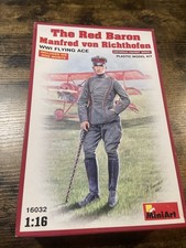 Red Baron, von Richthofen WWI Flying Ace 1:16 Figure Plastic Model Kit MINIART