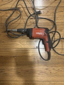 HILTI SD2500 1/4" Wood/Drywall Screwdriver Tested