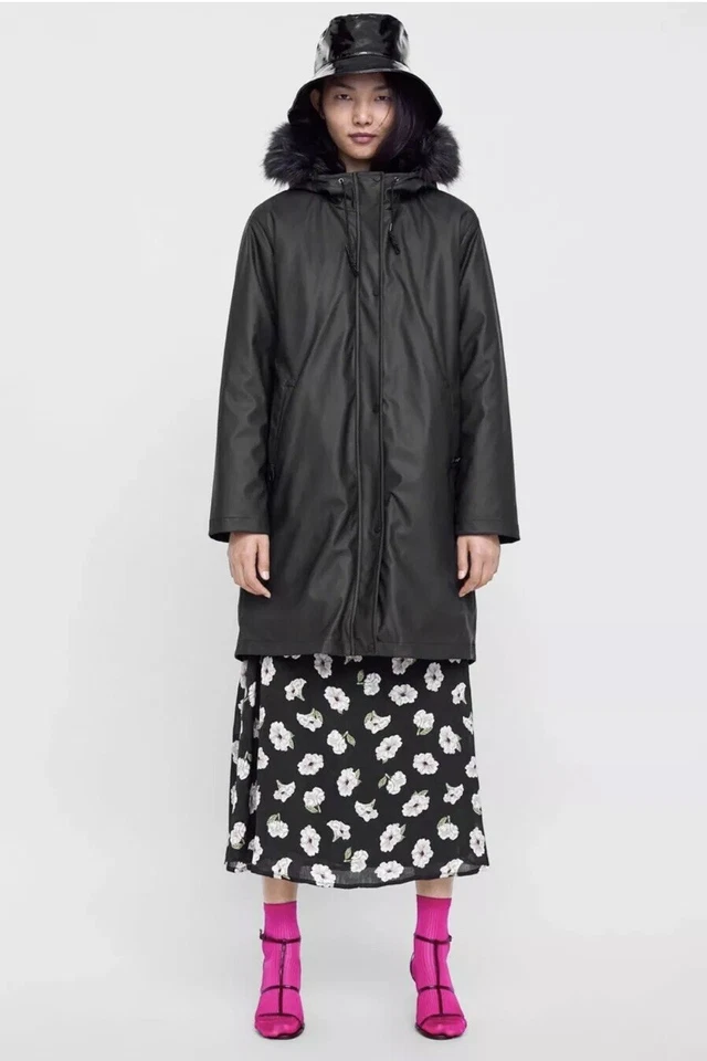 Zara Black Textured Padded Hooded Raincoat Size M UK12 Bnwt # P60M - Image 2 of 4