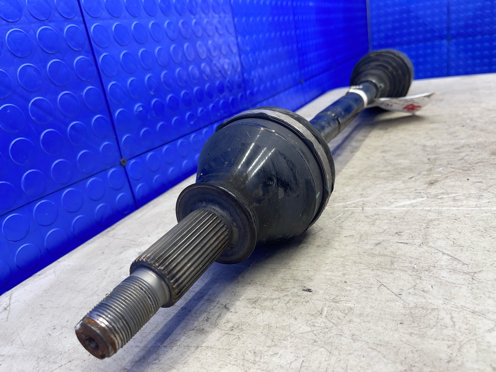 2017 2018 2019 2020 2021 2022 MASERATI LEVANTE OEM REAR LEFT CV AXLE SHAFT