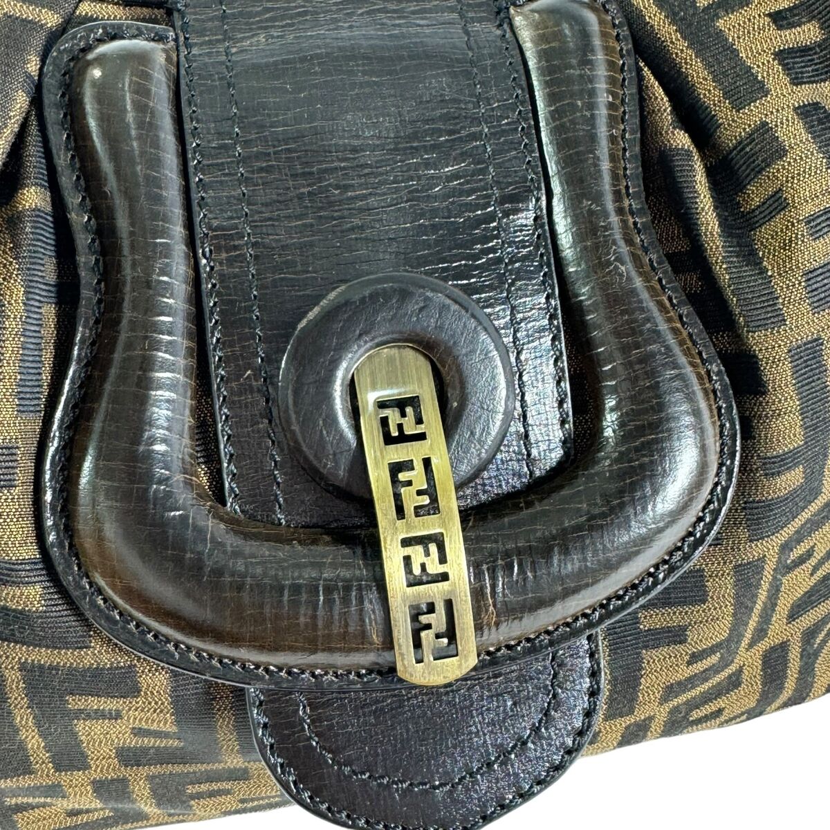 $2,695 FENDI Brown Canvas FF Zucca B Buckle Large Hobo Tote $2,695 FENDI Brown Canvas FF Zucca B Buckle Large Hobo Tote