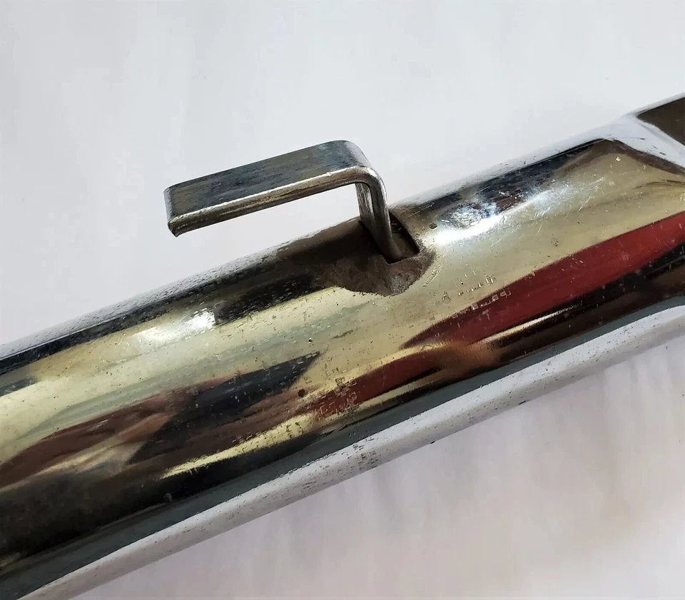 Extensión de escape original Plymouth Barracuda Dodge Dart 1968-1970 2883835 nuevo de stock Foto 4 de 4