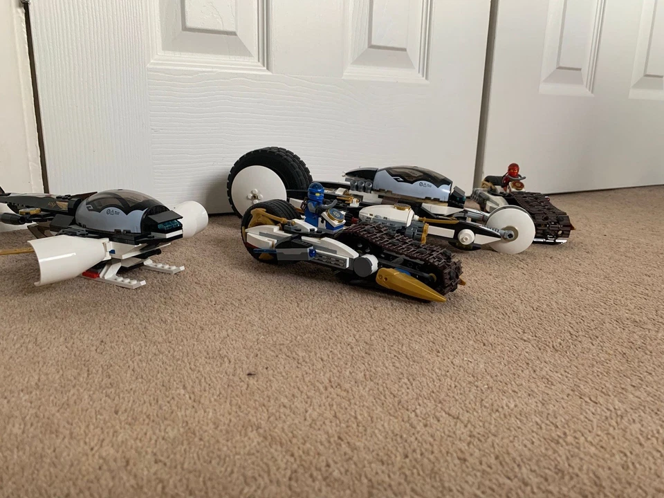 LEGO Ninjago 70595 Ultra Stealth Raider, photo 2 of 5