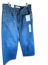 NWT Signature Gold by Levi Strauss Mid Rise Wide Leg Capri Women's Size 8 NEW