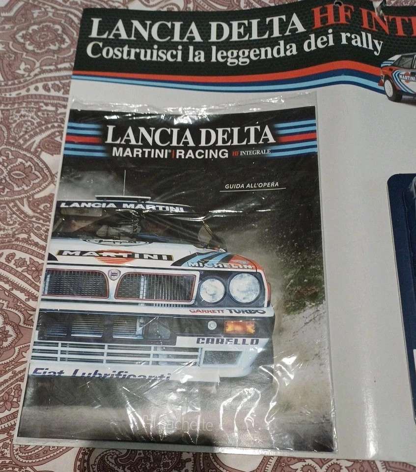 PRIMA USCITA FASCICOLO COMPONENTI LANCIA DELTA HF INTEGRALE HACHETTE SCALA 1:8 - Immagine 2 di 4