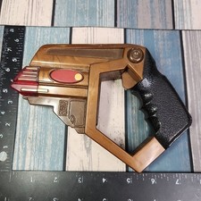 Star Trek The Next Generation BAJORAN PHASER Playmates 6271 NOT WORKING