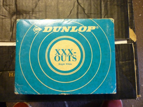 12 Ladies Maxfli Bright White Golf Balls XXX-OUTS NEW - Picture 1 of 4