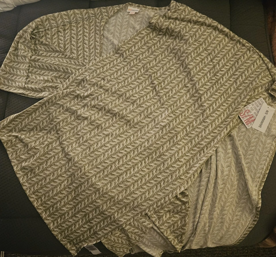 Lularoe Savannah Kaftan Wrap S/M ¡Nuevo con etiquetas! Foto 3 de 4