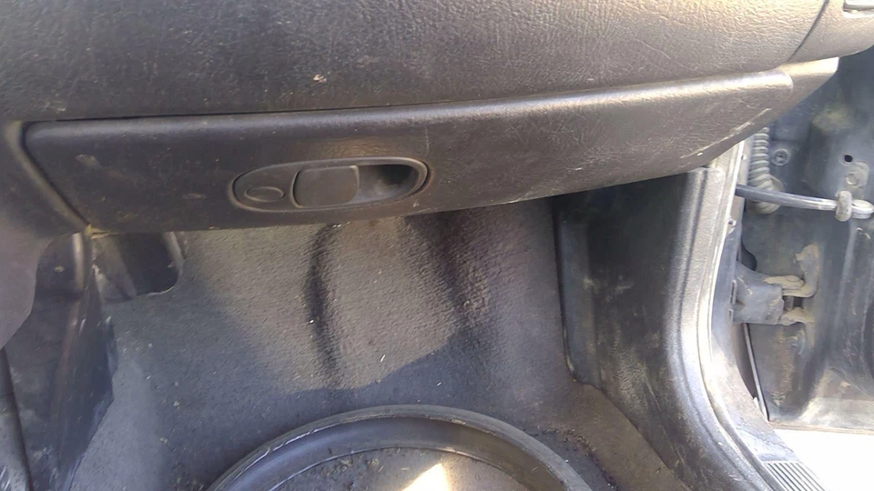 Conjunto de guantera Saturn Sl2 2000 2001 2002 puerta completa con pestillo OEM negro Foto 2 de 4