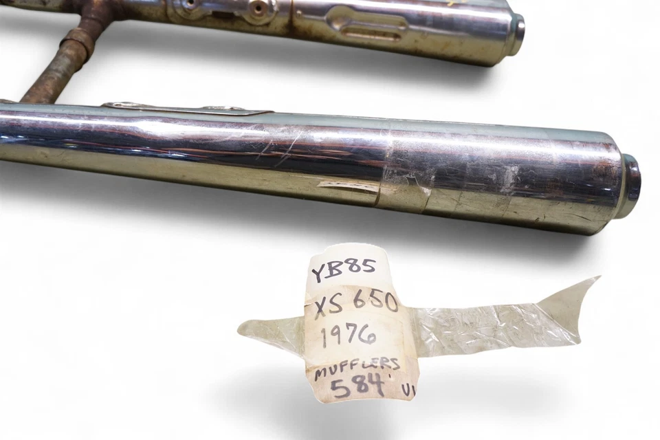 1977 Yamaha XS 650 Mufflers 584-14711-80-00 584-14721-80-00 1976 *2708 #25  - Image 4 of 4