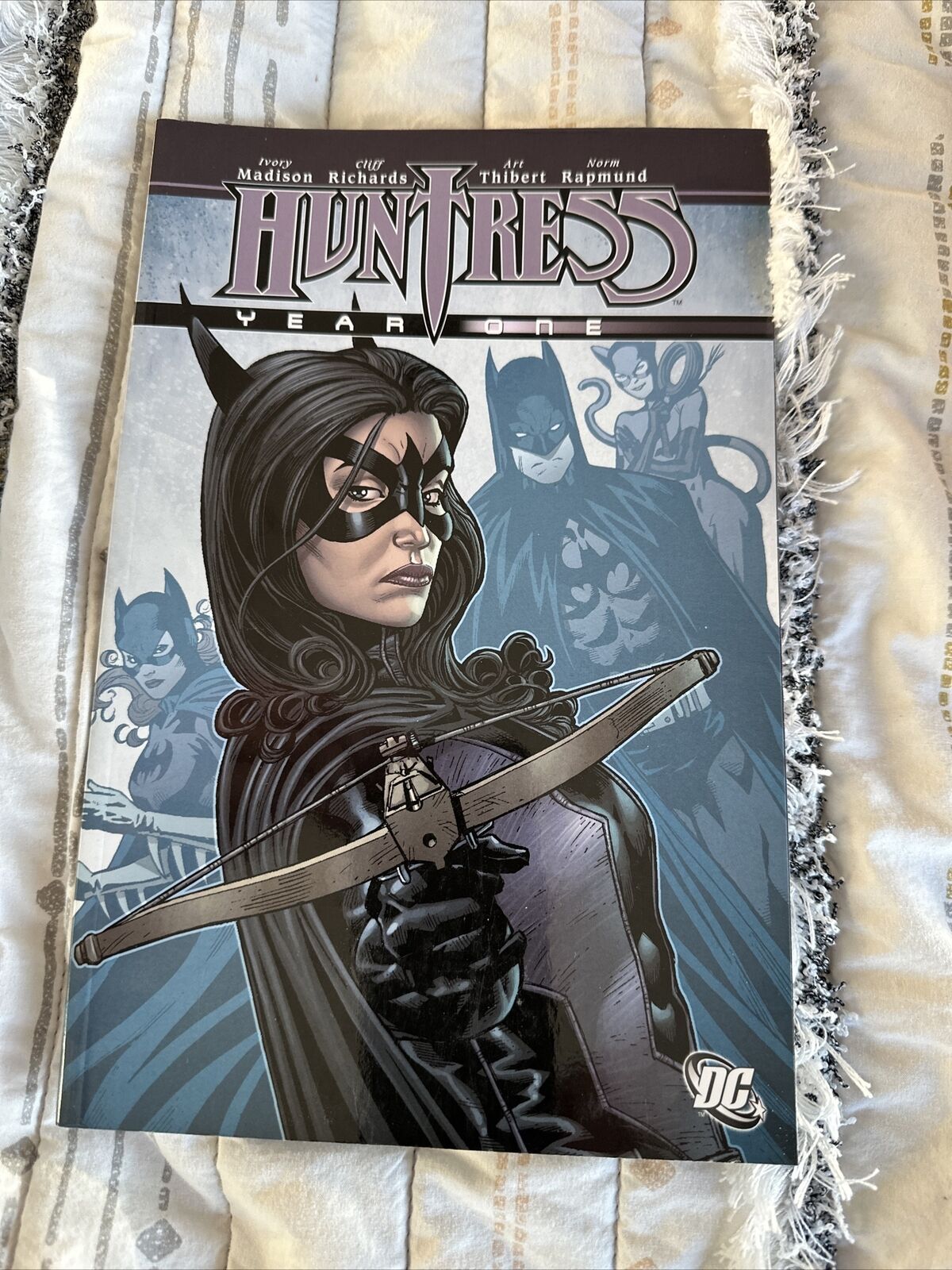 Huntress: Year One (DC Comics March 2009)