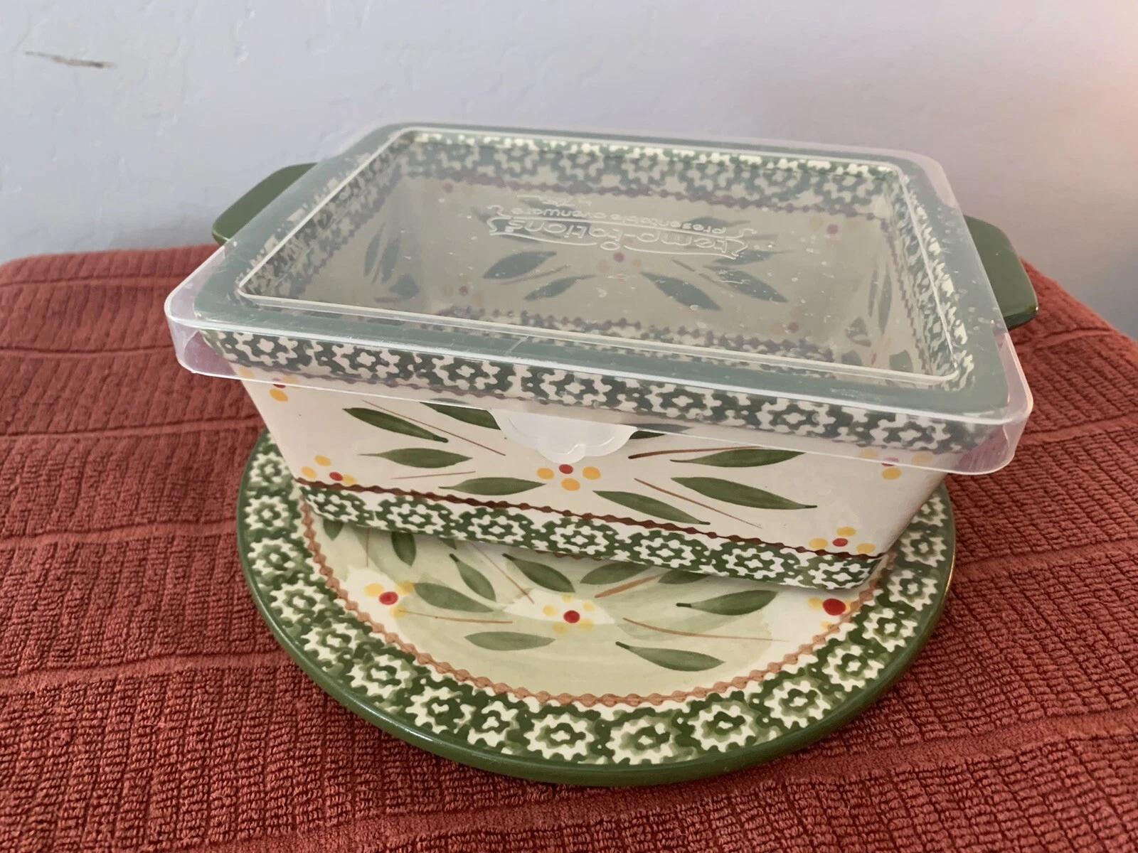 Temp-tations OLD WORLD Green 1 Quart Loaf Pan w/ Trivet, Lid