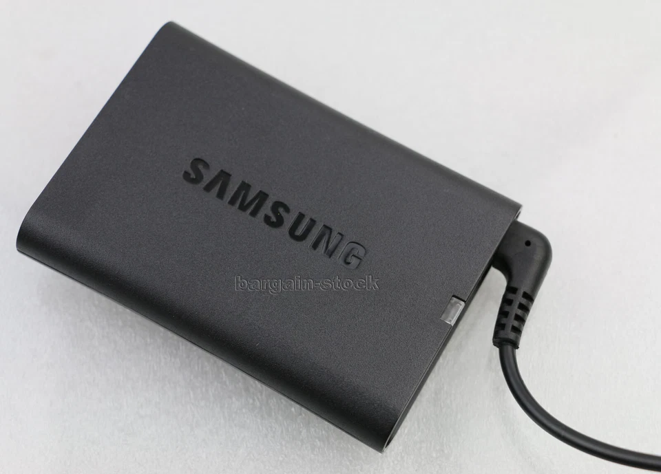 Original Samsung NP905S3G-K02US NP915S3G-K04US AC Adapter Charger 19V 2.1A 40W - image 3 of 4