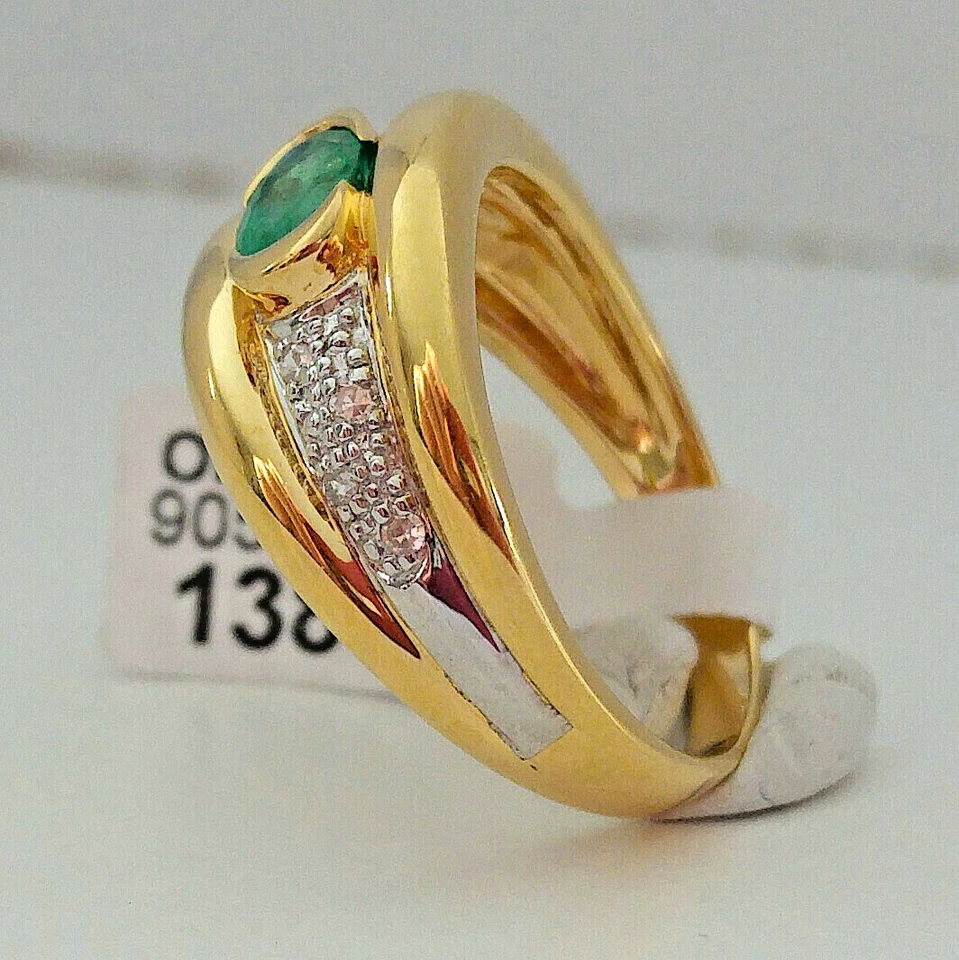Bague neuve Or jaune et blanc bicolore 18 carats femme Emeraude ovale 8 Diamants - Photo 3/4