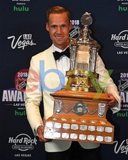Pekka Rinne 2018 Vezina Trophy Winner Nashville Predators 8x10 NHL Hockey Photo