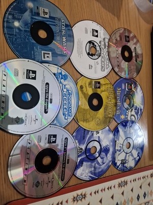 Ps1 Spiele Konvolut NUR DISCS UNGETESTET - SPYRO, MEDIEVIL, STAR WARS, TOMB RAIDER