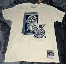 LARGE Mitchell & Ness New York Yankees Cooperstown Collection Cereal T-Shirt