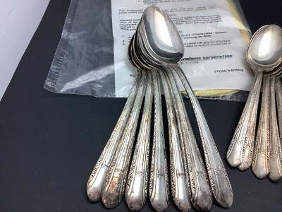 Vtg 33 Piece Silver plated Wm Rogers IS 1939 Regent Flatware