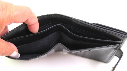 Authentische Gucci SCHWARZE HERREN-GELDBÖRSE AUS ECHTEM LEDER MIT AUSWEISSCHEIN UND DOPPELFALTUNG 75702-0959 - Bild 6 von 9