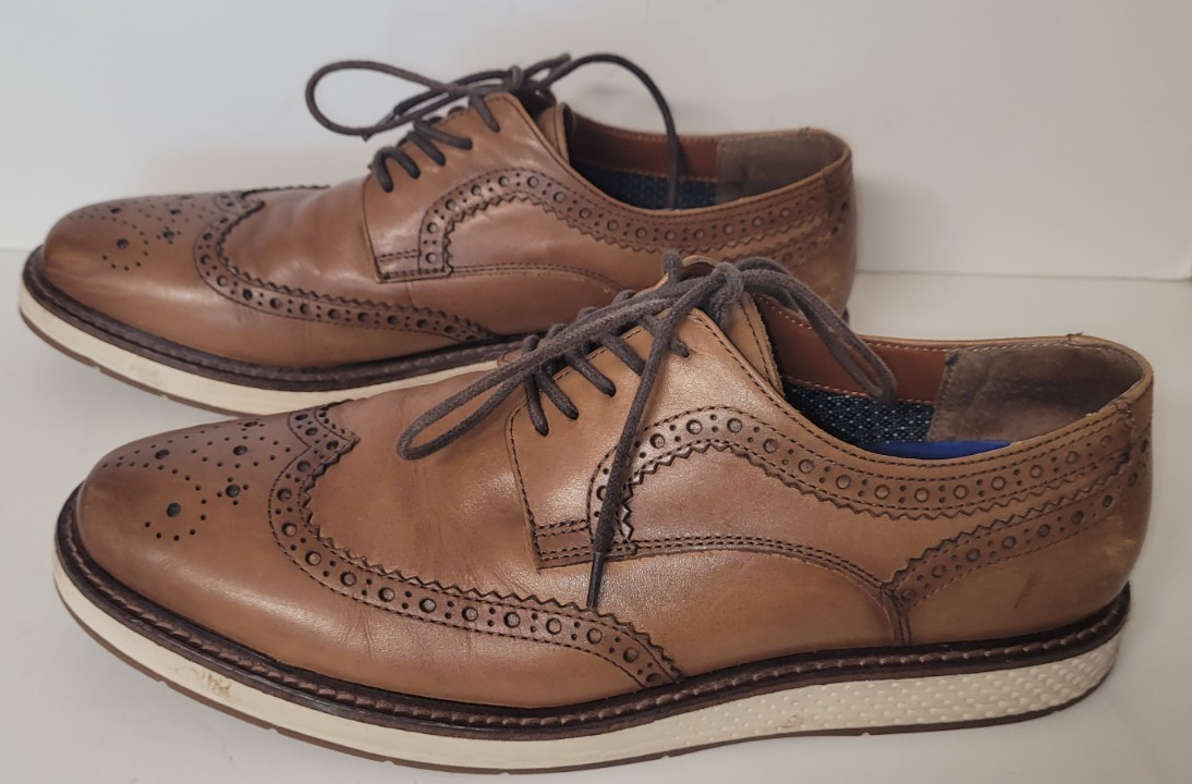 SAOLA Vince Camuto uomo 11M VM Elya pelle cognac marrone brogue punta alare Oxford stringata