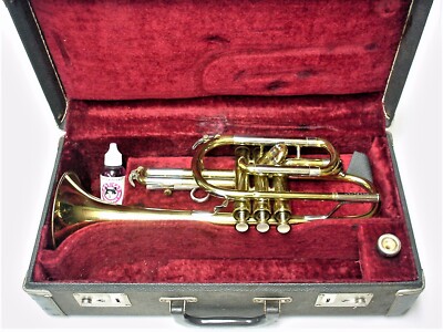 VINTAGE BUESCHER CORNET TRUMPET # 437130, 1960 S, ORIGINAL MOUTHPIECE # 20 CASE