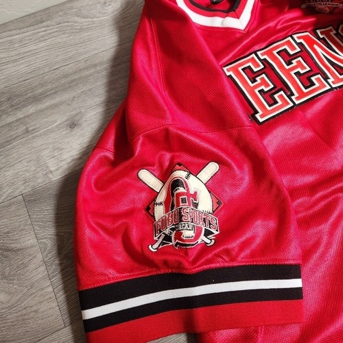 Maglia Rossa Vintage FUBU Taglia XXLQUEENS 05 Edizione Limitata Autentica Lega 1992 - Foto 10 di 16