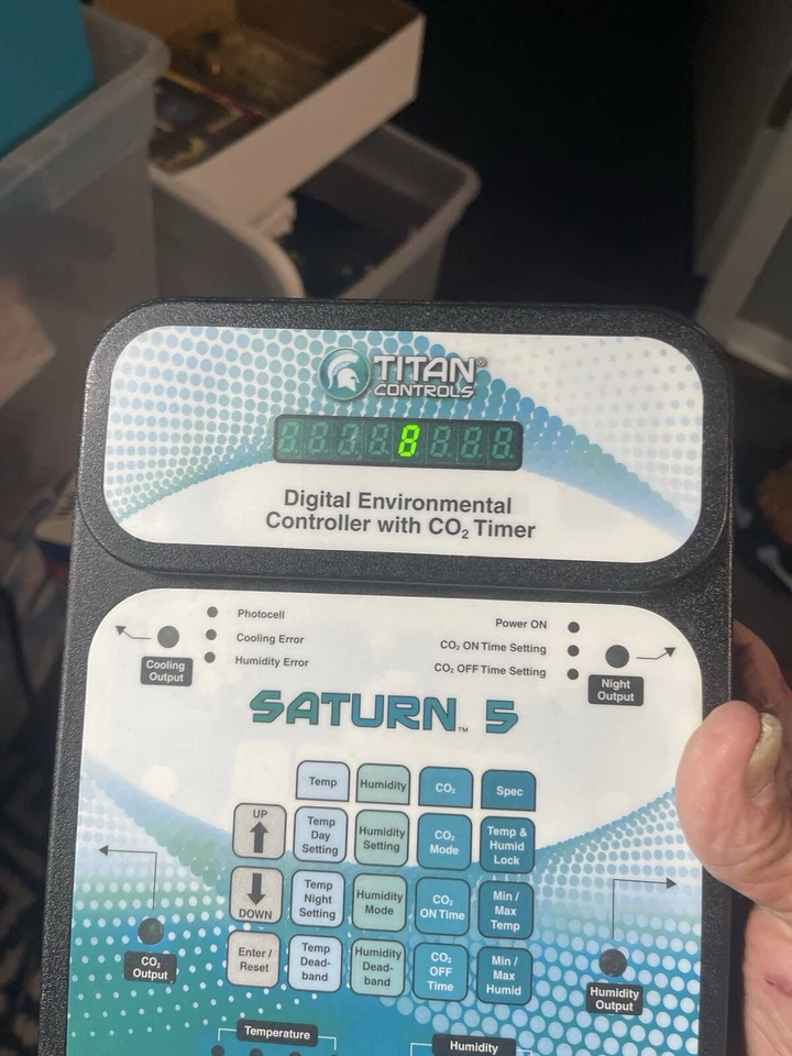 Titan Controls Saturn 5 Digital Environmental Controller With CO2 Timer Read - Image 2 of 4