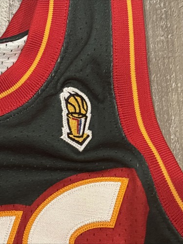 MITCHELL & NESS SHAWN KEMP AUTHENTIC SEATTLE SUPERSONICS JERSEY SZ 36 S 1995-96 - Picture 8 of 13