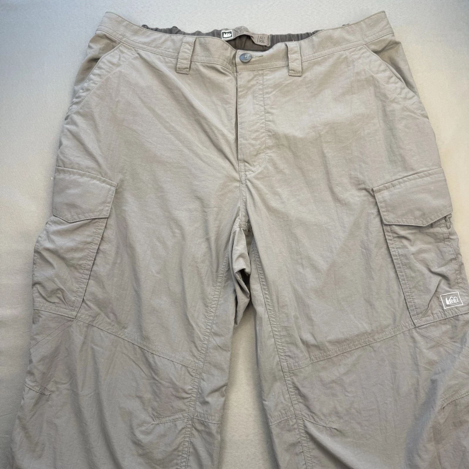 REI Co Op Men's XL Gray Outdoor Hiking Pants Zip Pockets Elastic Waist