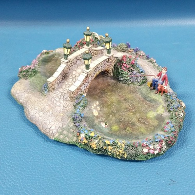 #ad 99 Hawthorne Lamplight Village Collection Thomas Kinkade Lamplight Bridge 79982 $12.80
