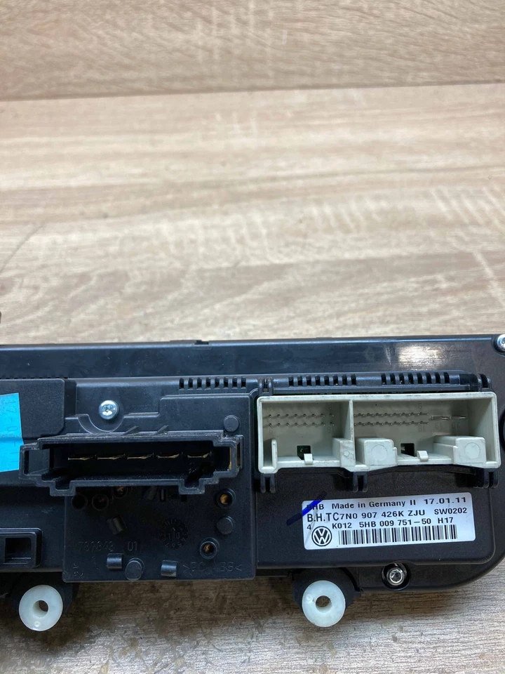 7N0907426K 5HB009751 50 Volkswagen AC AIR Conditioning CONTROL Climate Hella - Image 4 of 4
