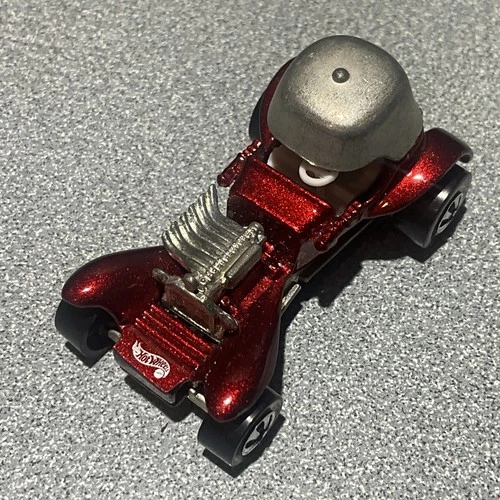 HOT WHEELS ~ REDLINE RED BARON w/ WHITE INTERIOR VINTAGE SERIES 1:64 MATTEL CAR