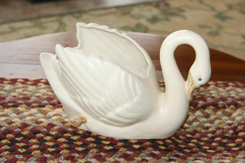 LARGE BRUSH POTTERY SWAN PLANTER #631