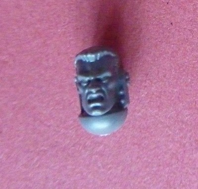 40K DEATHWATCH Space Marine VETERANS BARE HEAD / HELMET (E)