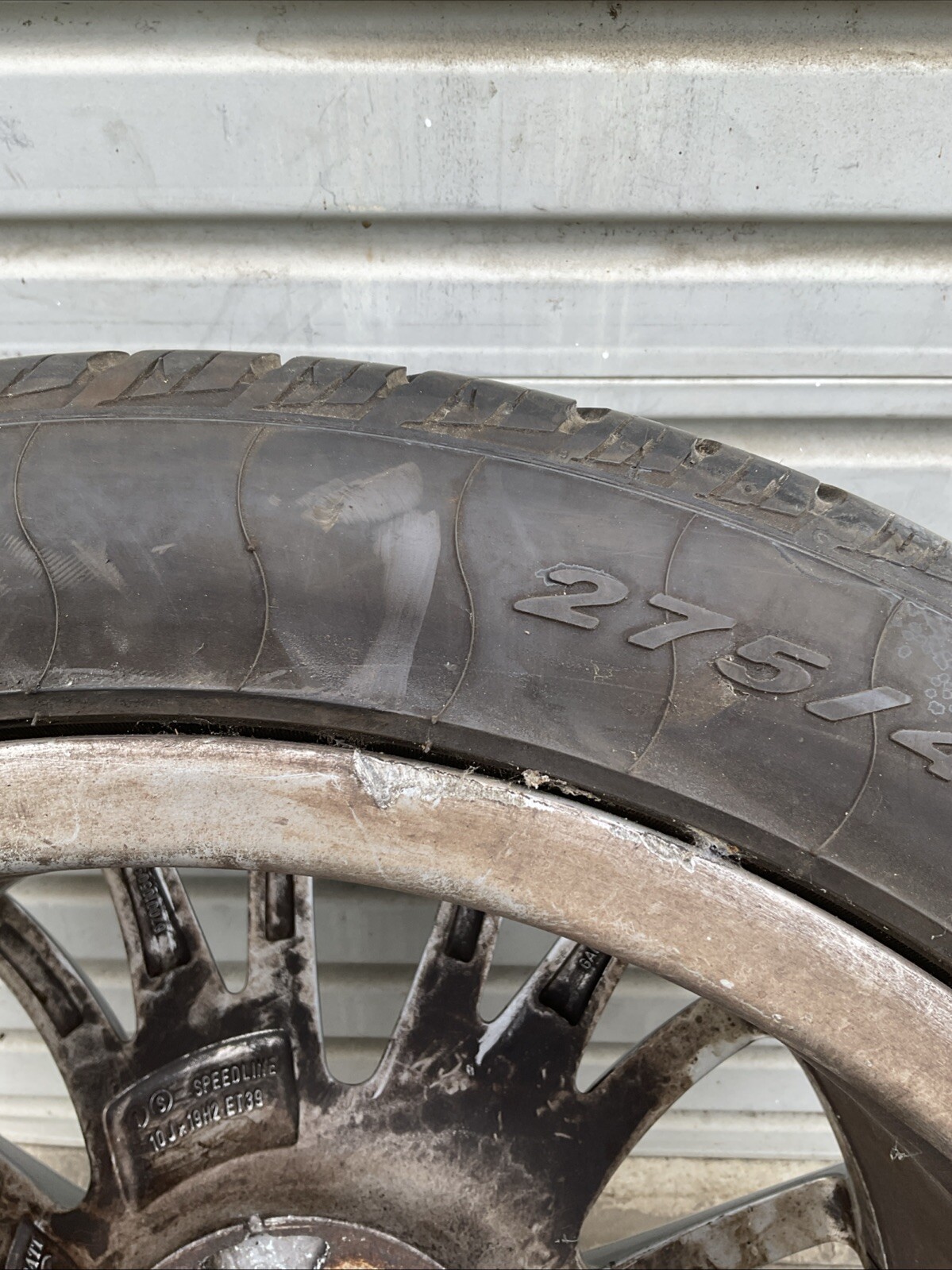 14-17 Maserati Quattroporte, Rear Wheel / Rim, Curb Rash, 19",  P/N 98015712 #1