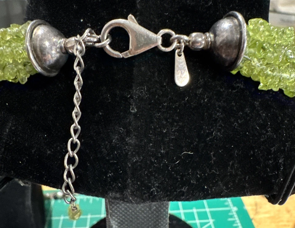 Collar PERIDOTO Silpada Plata de Ley 925 6 Hilos Múltiples Piedra Verde Retirada- Foto 3 de 4
