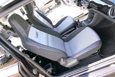 VW Up Mii Sitz Beifahrersitz vorne rechts schwarz Kunstleder (Leder) schwarz SHZ