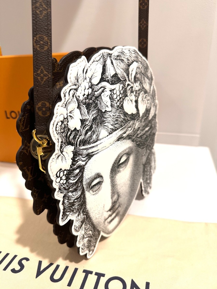 BNIB Louis Vuitton LV Pochette Tete Limited Edition x BNIB Louis Vuitton LV Pochette Tete Limited Edition x