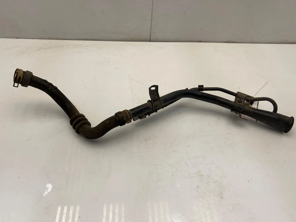 Conjunto de cuello de llenado de combustible Acura TSX Honda Accord OEM 17661TA0A00 Foto 3 de 4