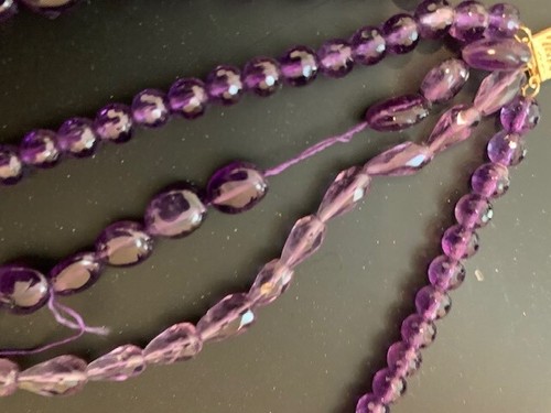 Vintage Multi Shades Of Purple Beaded Necklace 4 Strand 19" - Picture 4 of 4