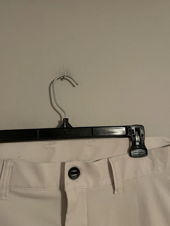 Lululemon Relaxed Tapered Trouser Pants Cropped Bone Twill LM5AN1S - Men's 38 - Image 2 of 4