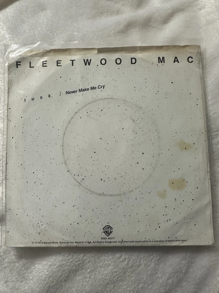 Fleetwood Mac 7" Record 45 & Picture Sleeve Tusk / Never Make Me Cry - Image 2 of 2